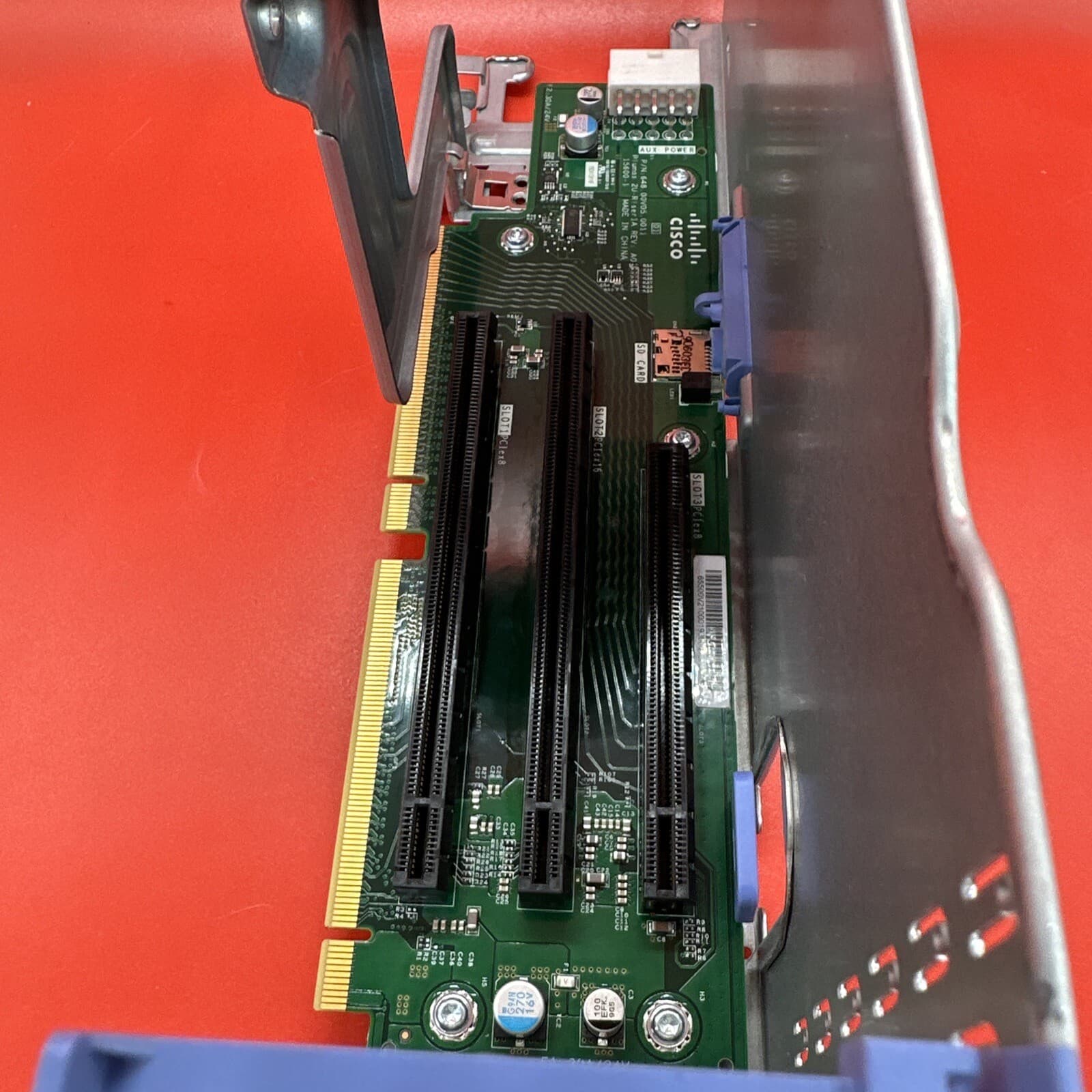 Cisco UCSC-PCI-1-C240M5 74-106033-01 15600-1 3x PCIe + SD Card Slot - Image 2