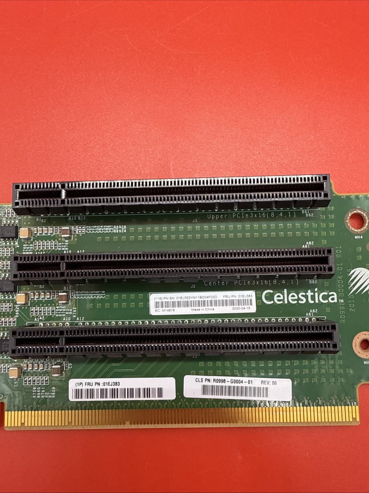 IBM 01EJ383 01EJ352 R0998-G0004-01 3xPCIe x16 Riser Board - Image 2