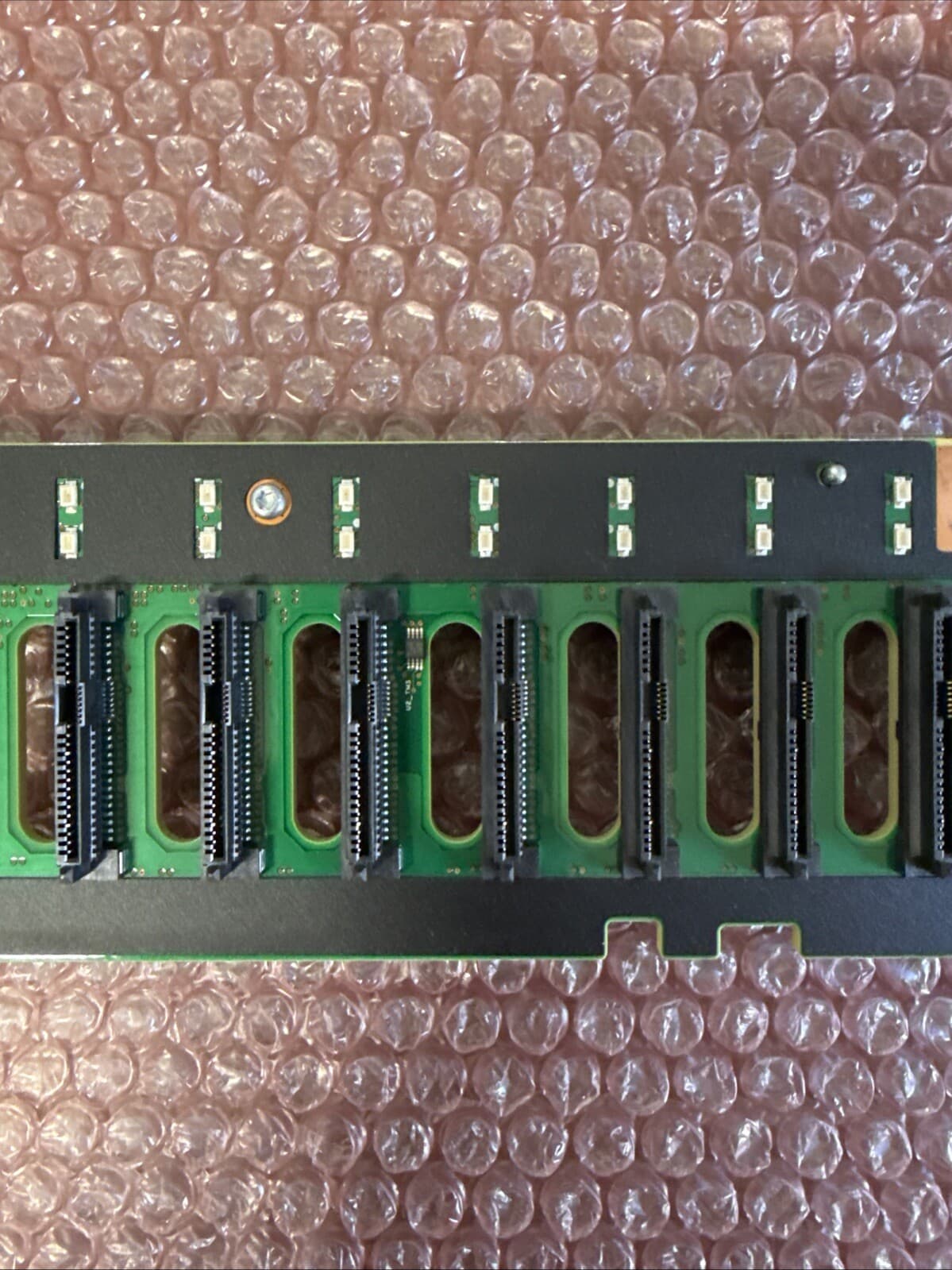 IBM Feature 2B09 00E1945 D77617 01DH345 74Y4338 12 Bay 2.5” Backplane 8286-42A - Image 3