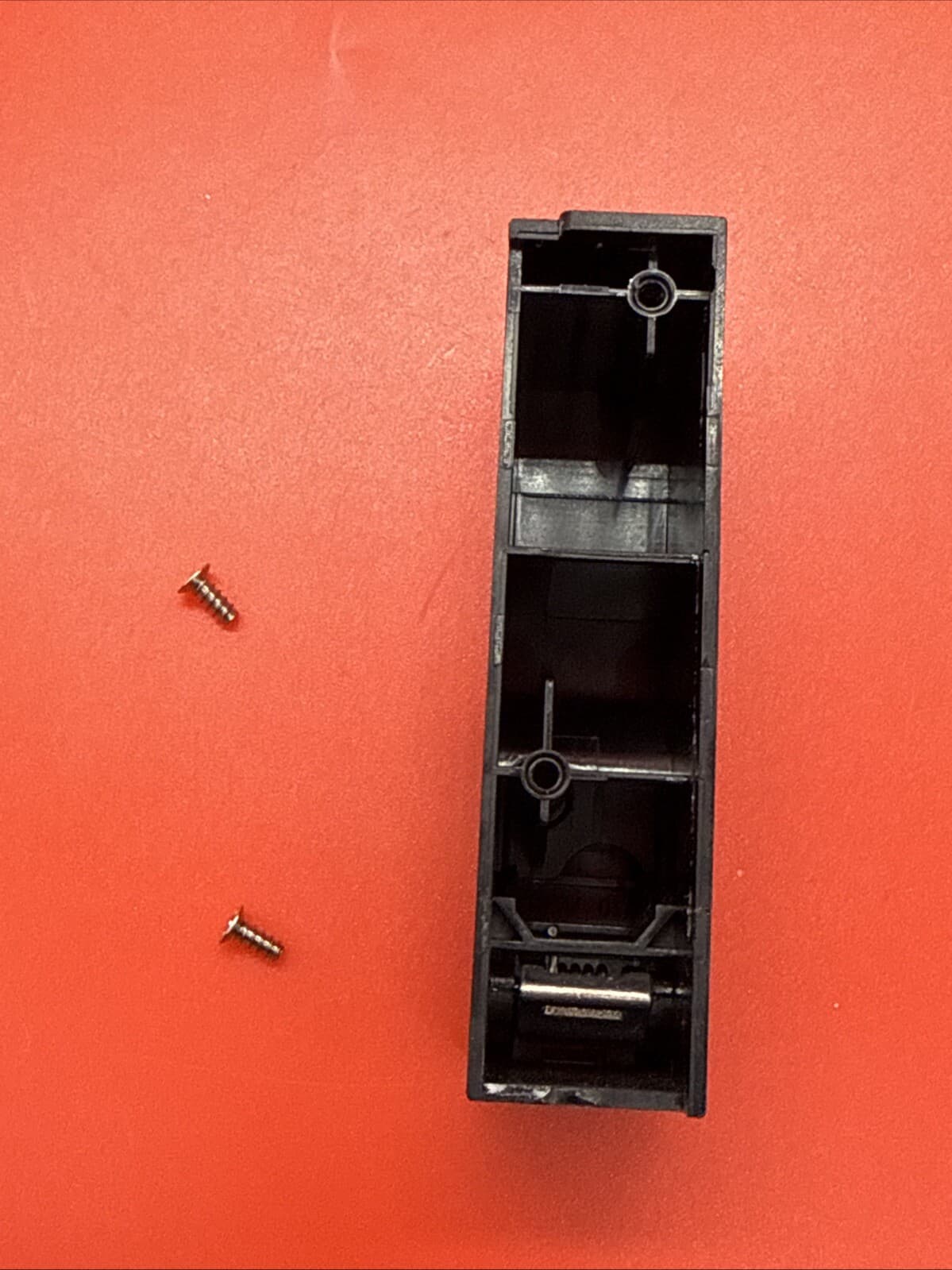 IBM 01EJ369 2145-SV1 Right Rack Ear Mount Hardware - Image 4