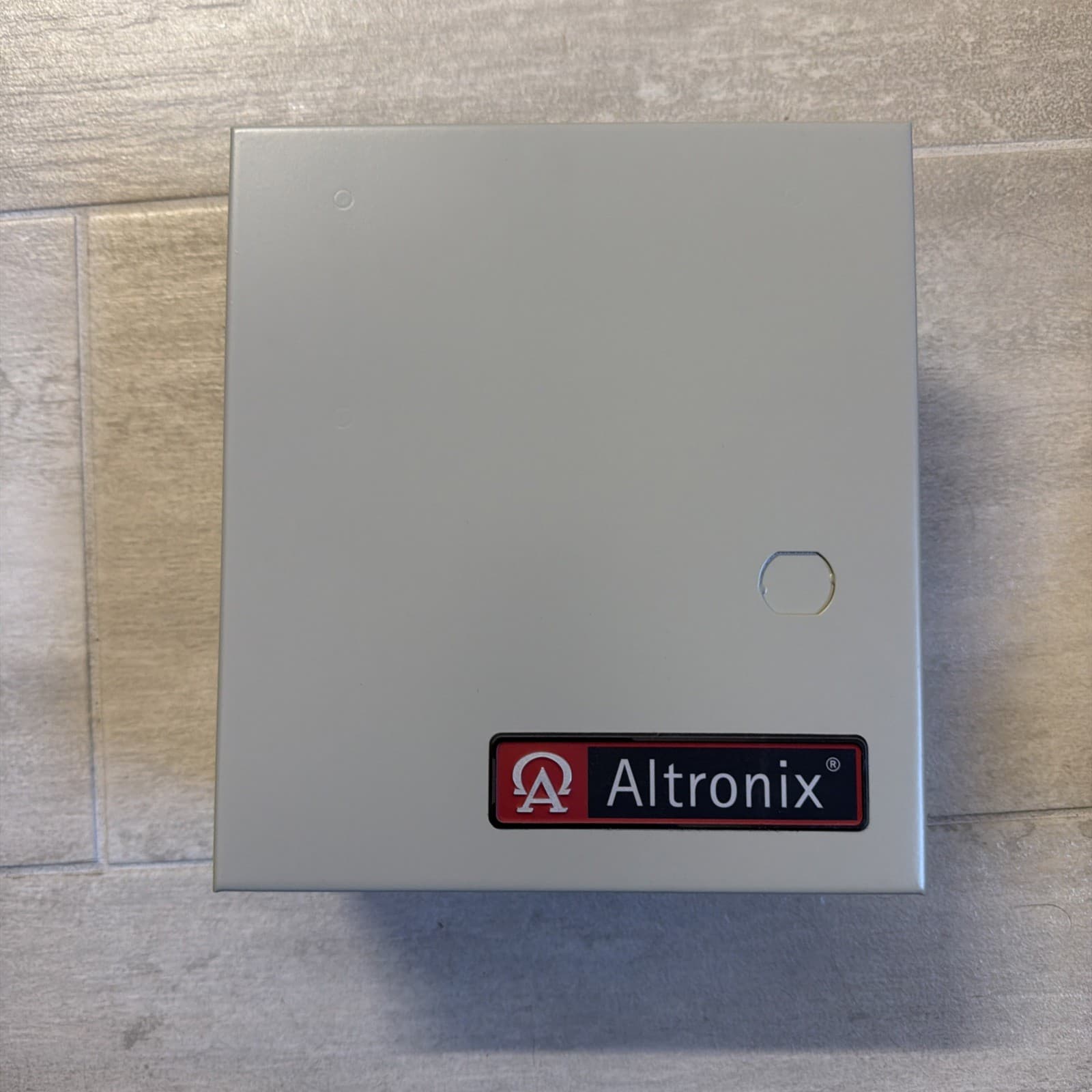 Altronix Sav9D DC CCTV Power Supply White 12VDC Power-Limited PTC Protected