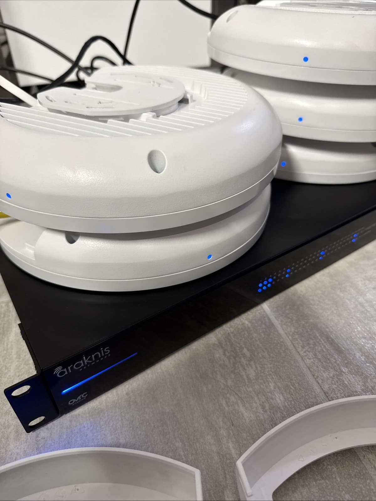 Araknis Networks AN-820-AP-I WiFi 6 Dual-Band Wireless Access Point Used White - Image 8
