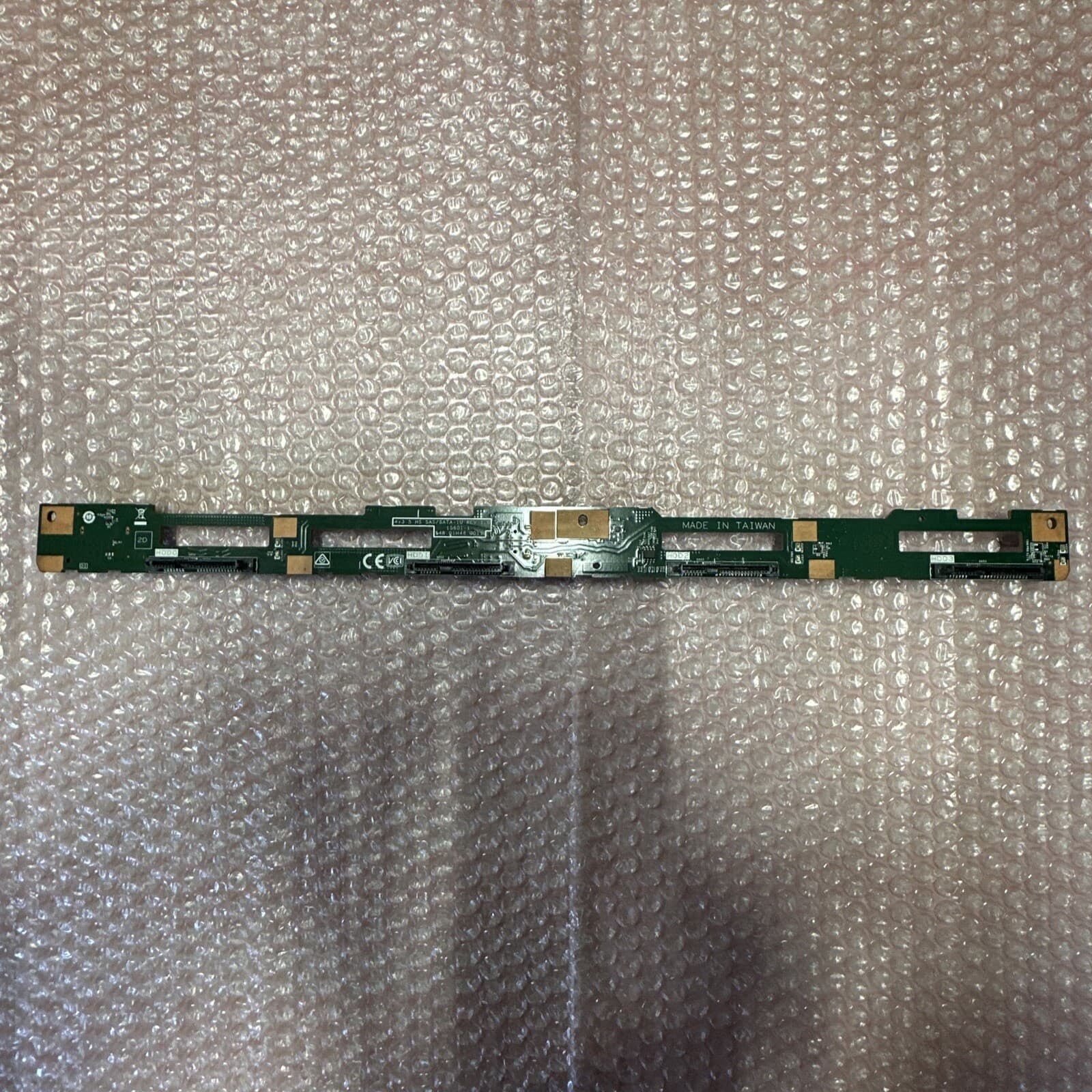 Lenovo SR630 01GV279 SC57A01985 4 Bay 3.5" Hard Drive Backplane Board - Image 6