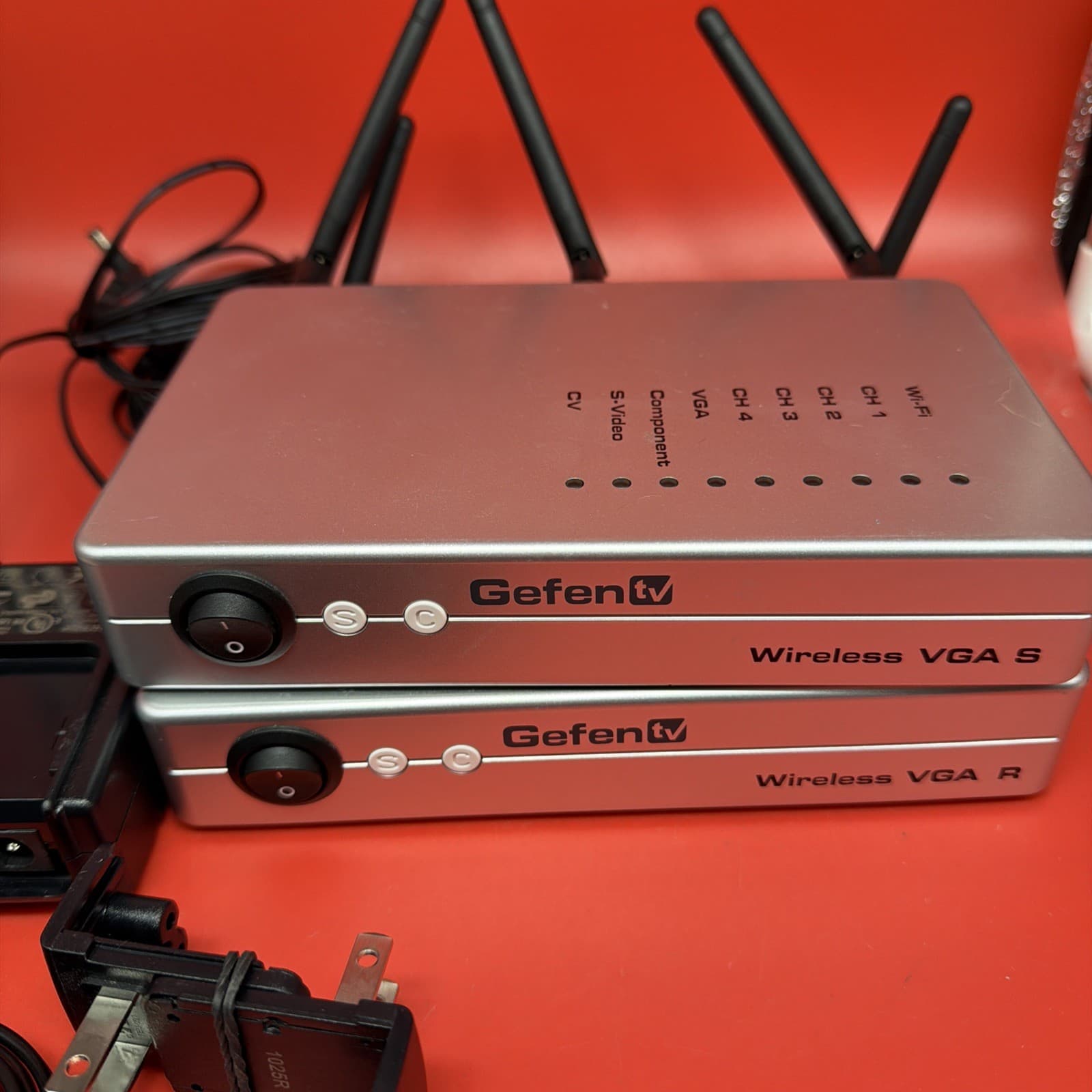 GefenTV Wireless VGA Sender And Receiver Kit - Image 2