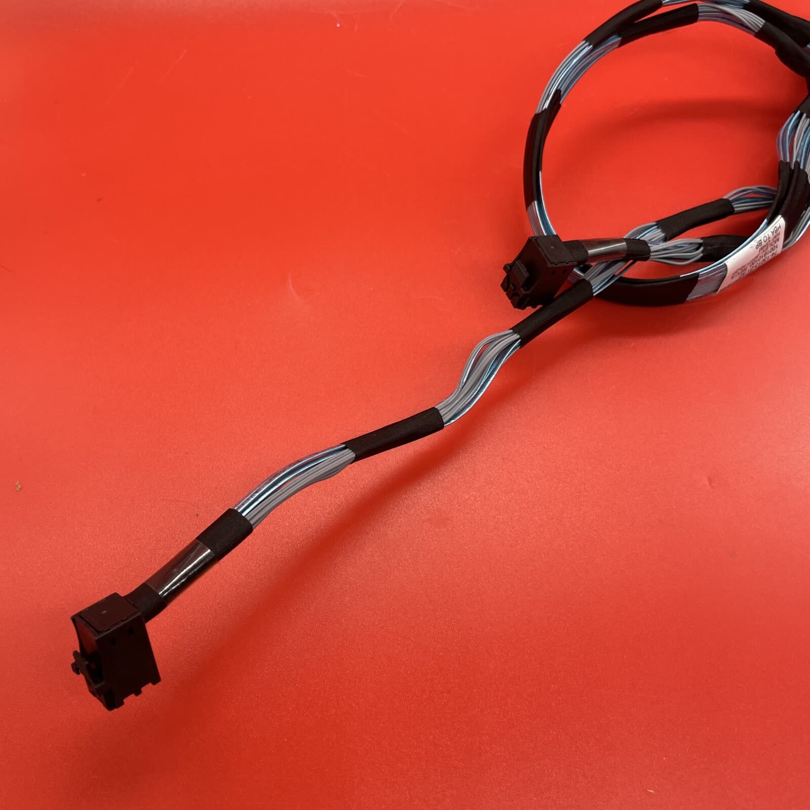 Cisco UCS 74-13013-01 RHS72-0039 Disk Controller SAS Cable for Controller - Image 2