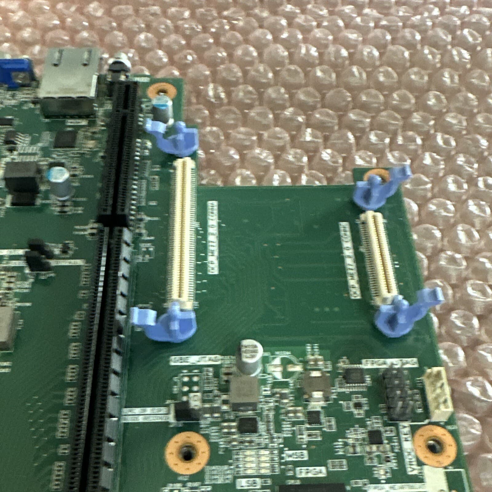 IBM Lenovo 01PE834 Motherboard + Screws + TPM 2.0 00MX378 System Board HR630x - Image 10
