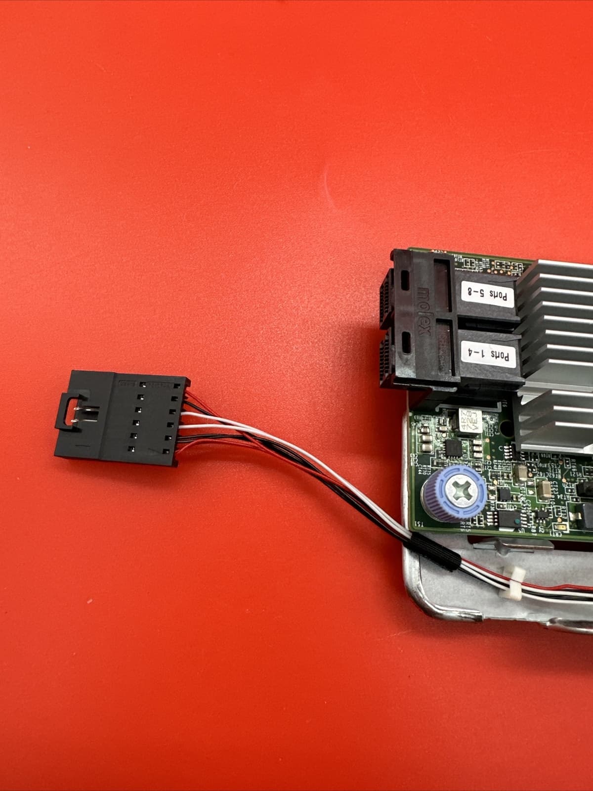 Cisco UCSC-MRAID12G-1GB Raid Controller With Bracket And Short 74-13017 Cable - Image 4