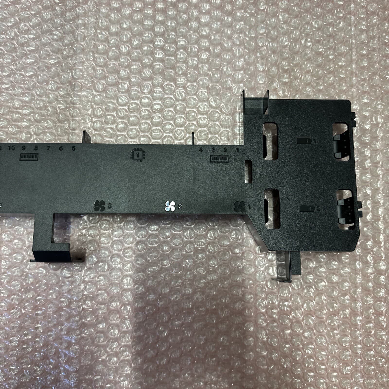 Lenovo 01KR055 SM27A17555 SR570 Cooling Shroud For IBM ThinkServer - Image 3