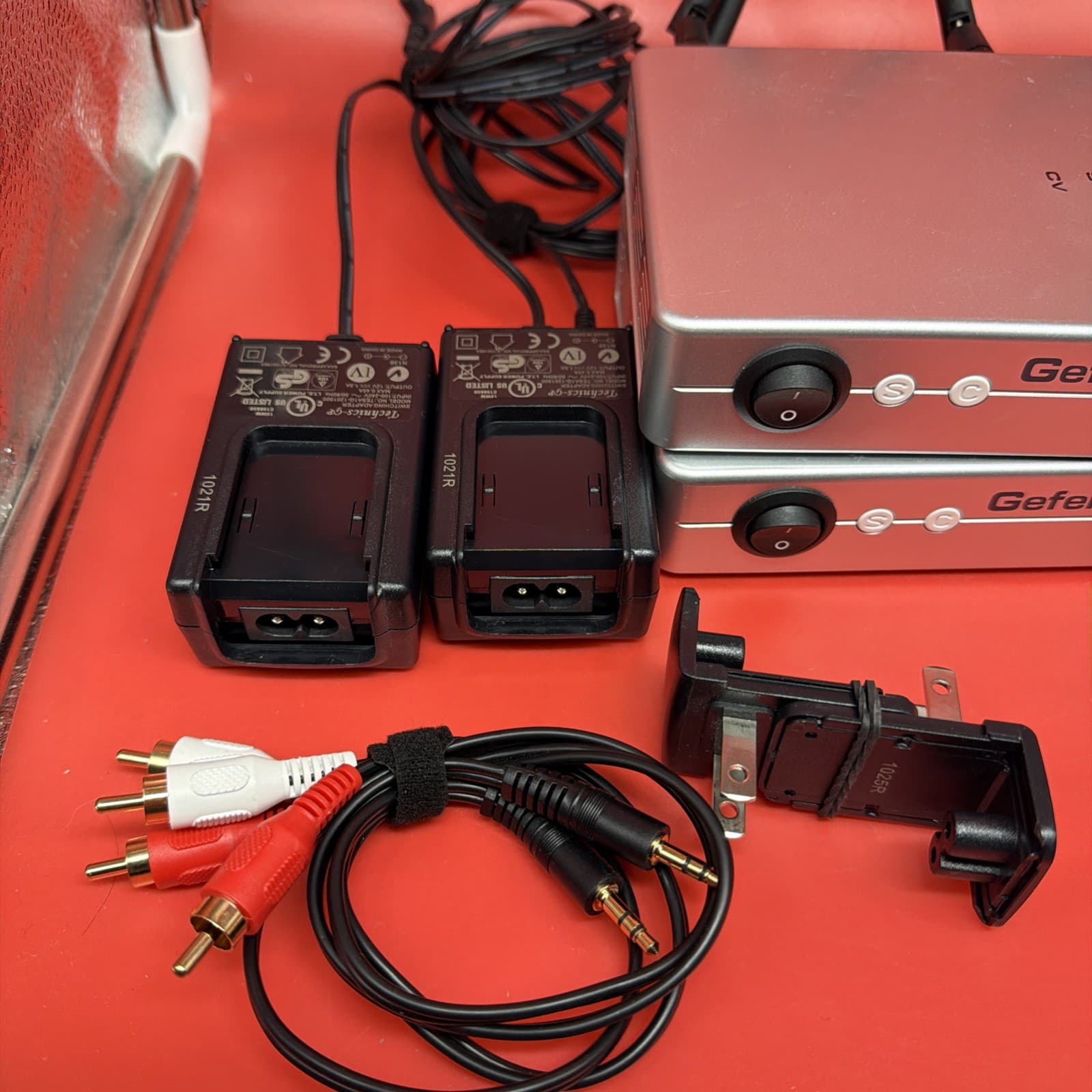 GefenTV Wireless VGA Sender And Receiver Kit - Image 3