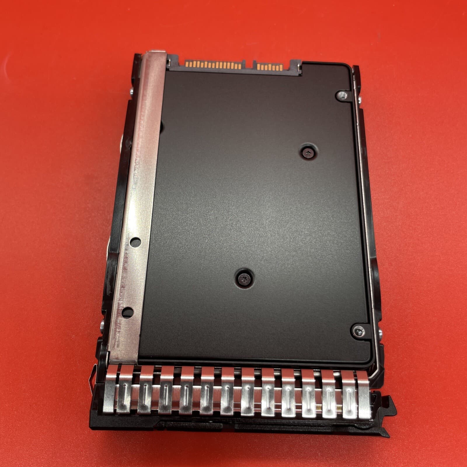 HPe 120G SSD SATA6 MK0120GFDKP 816969-B21 816962-001 817098-001 in 817096 Tray - Image 5