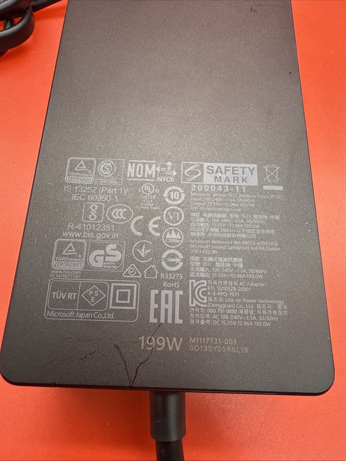 Genuine 199W Microsoft Surface AC Adapter 15.3V 12.96A Model 1931 M1117731-003 - Image 5