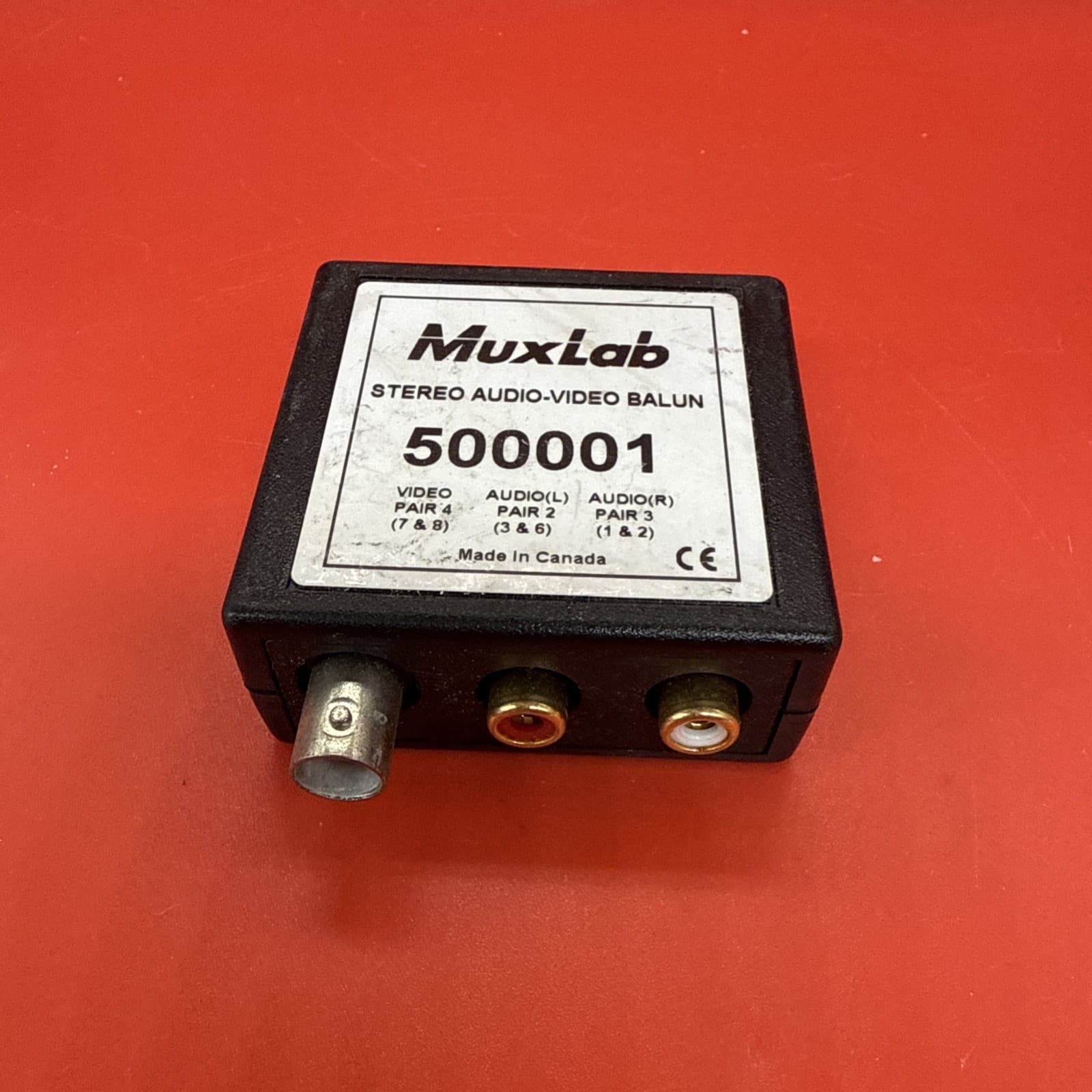 MuxLab 500001 Stereo Audio Video A/V Balun - Image 2