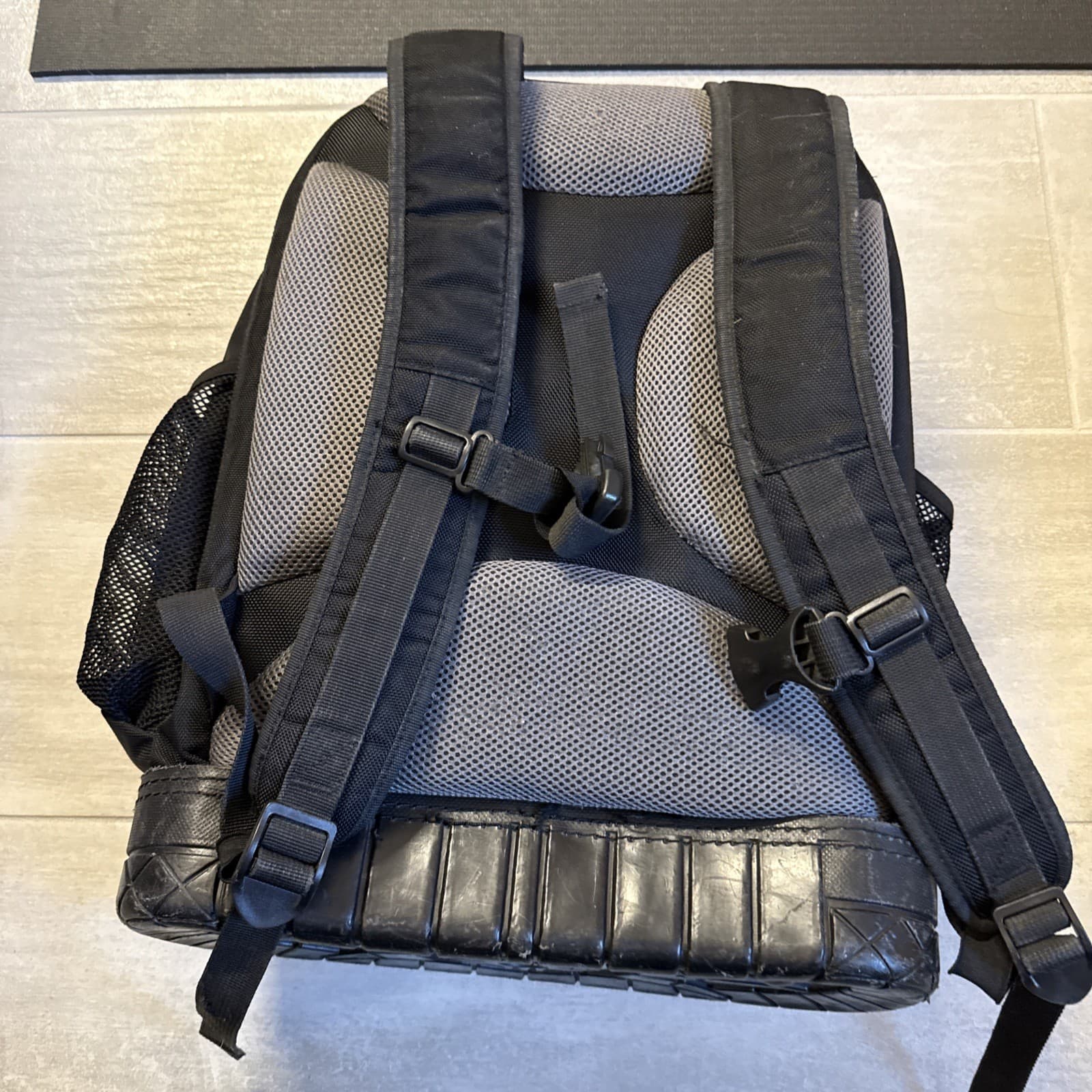 KLEIN 55603 TRADESMAN PRO TABLET BACKPACK used - Image 14