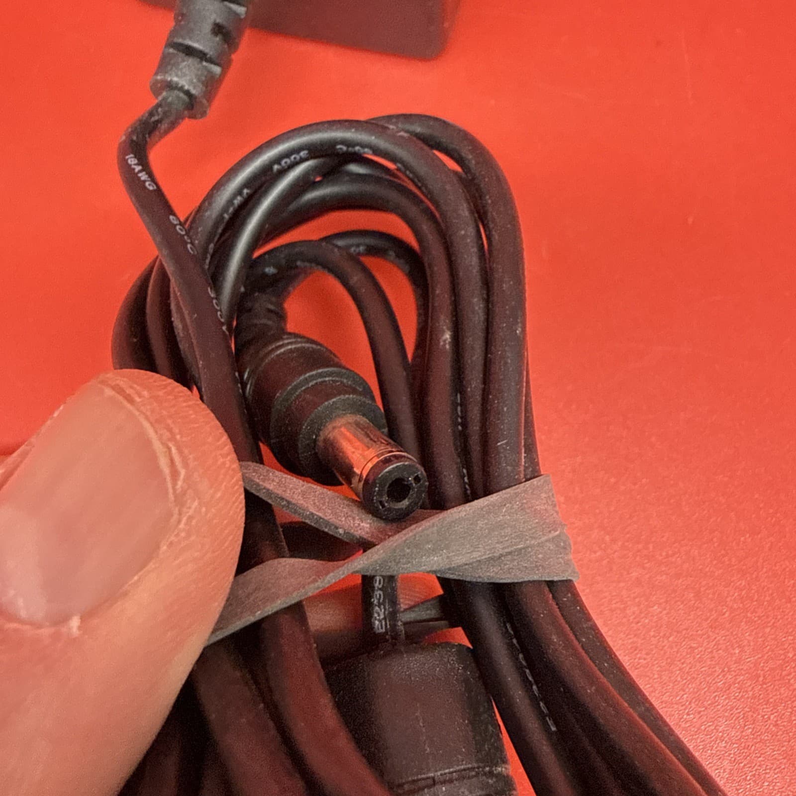 Mean Well GS25A24-P1J GS25A24 AC / DC Switching Adaptor - Image 4