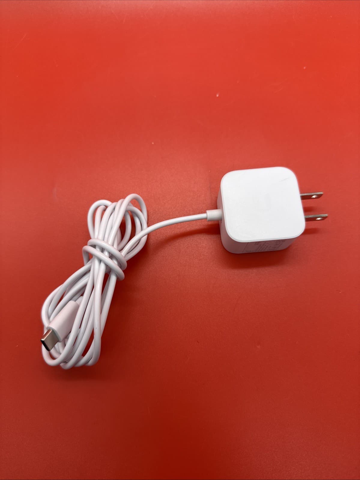 Ubiquiti E005-1I050100VU R0097US AC To USB-C Adapter Ubiquiti Networks - Image 3
