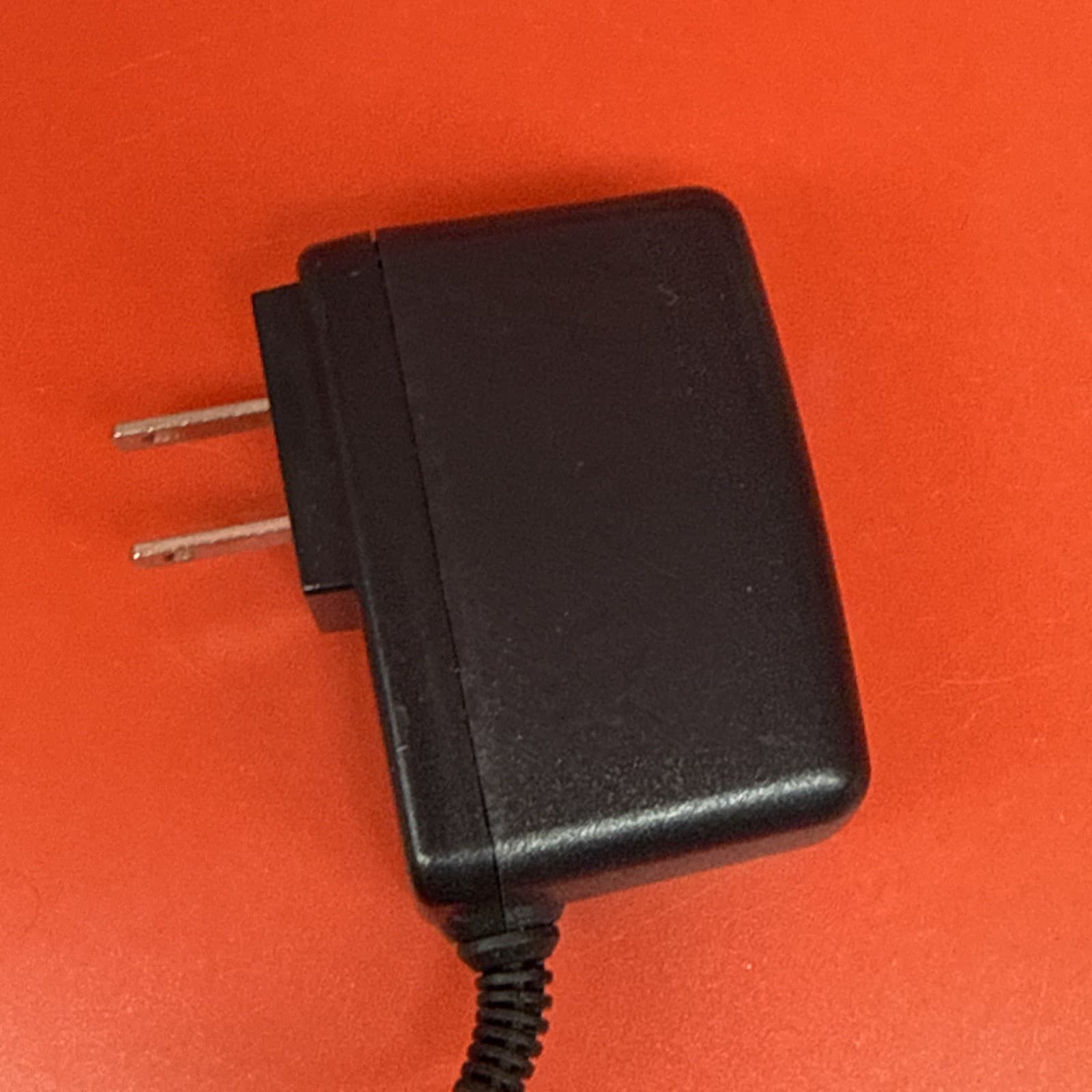 M050200E115 .35A 2000mA Switching Power Supply - Image 4