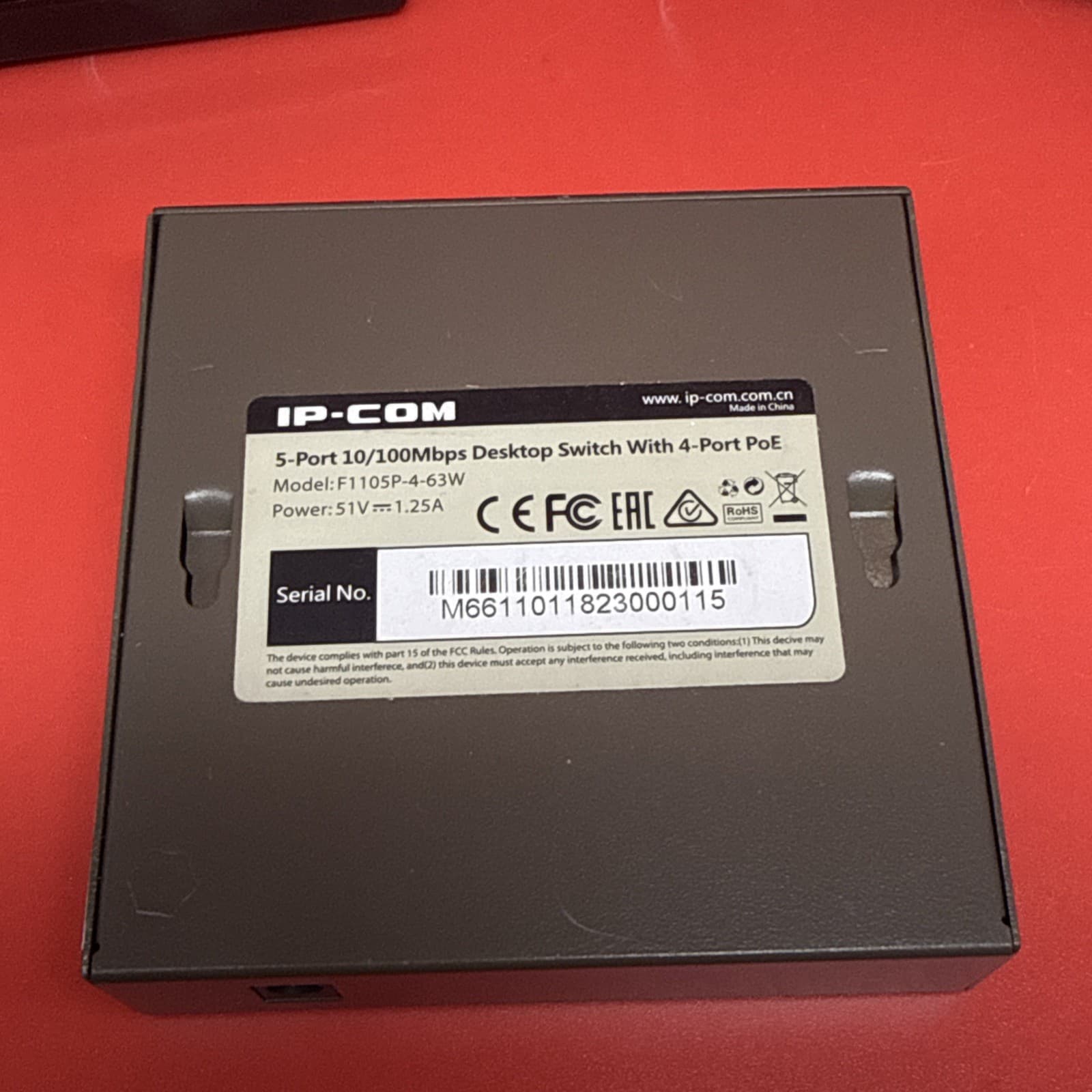 IP-COM 5 Port 10/100Mbps Desktop Switch With 4-Port PoE For Cameras F1105P-4-63W - Image 3