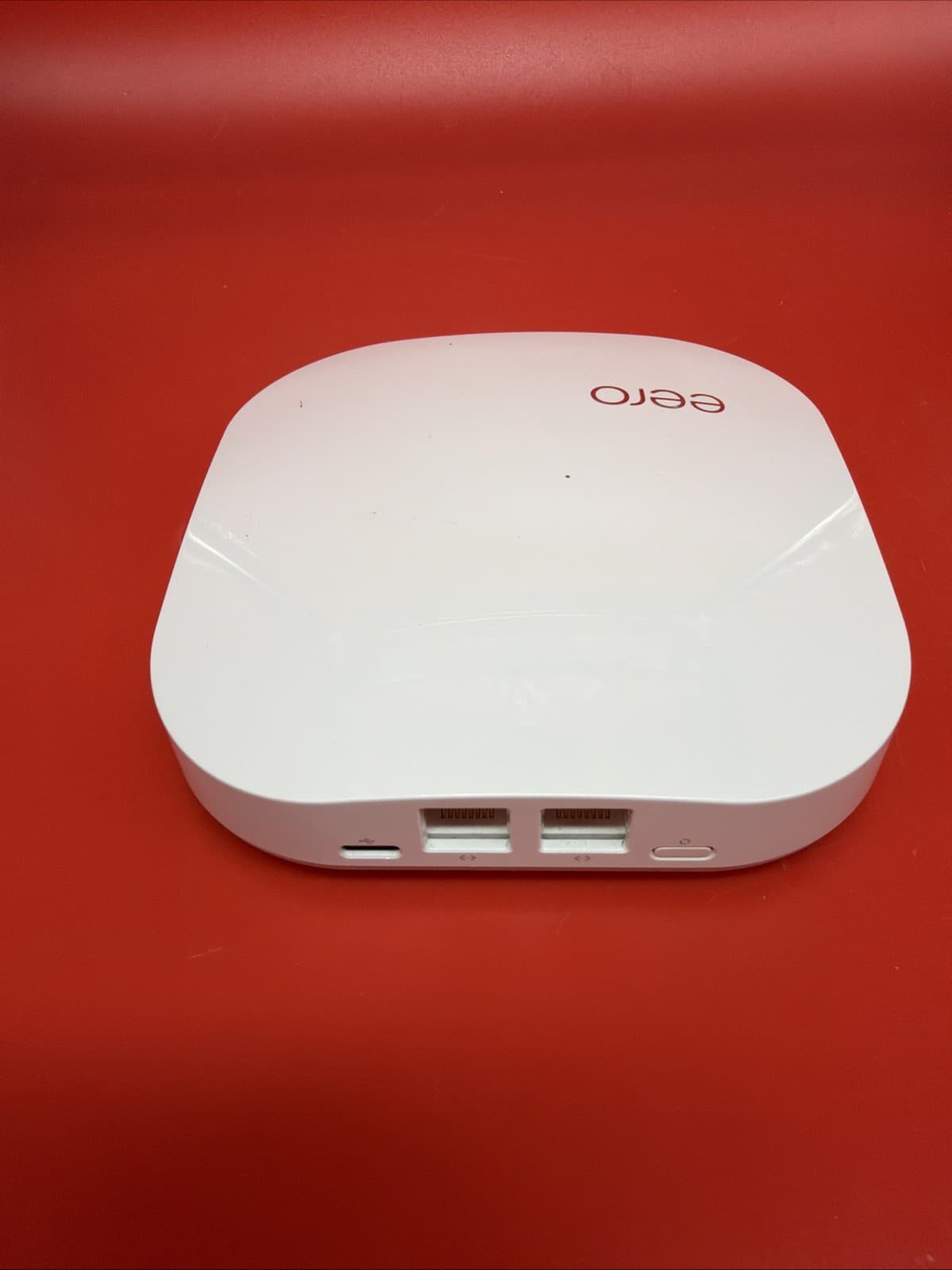 eero Pro B010001 2nd Generation AC Tri-Band Mesh Router - White - Image 4