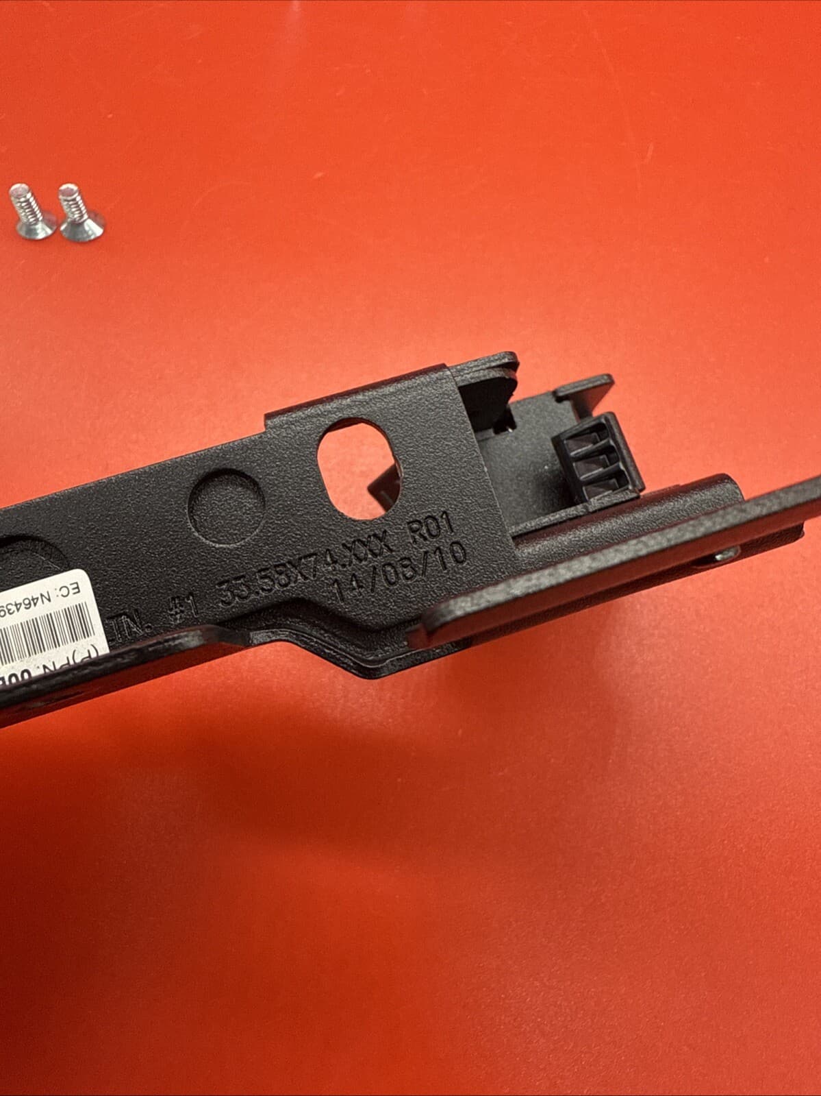 IBM 00E7328 N46439 Left Rack Ear For IBM Power S812L 8247-21L Mount Hardware - Image 6