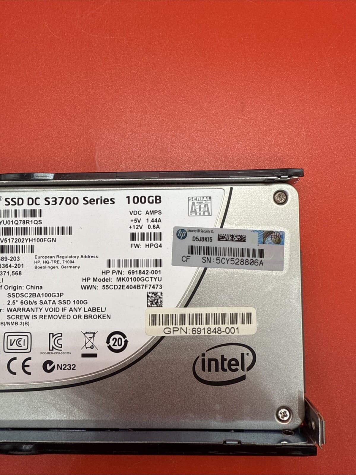 HP 100GB SATA 2.5” SSD 751949-B21 752665-001 MK0100GCTYU 692164 HPe Tray - Image 2
