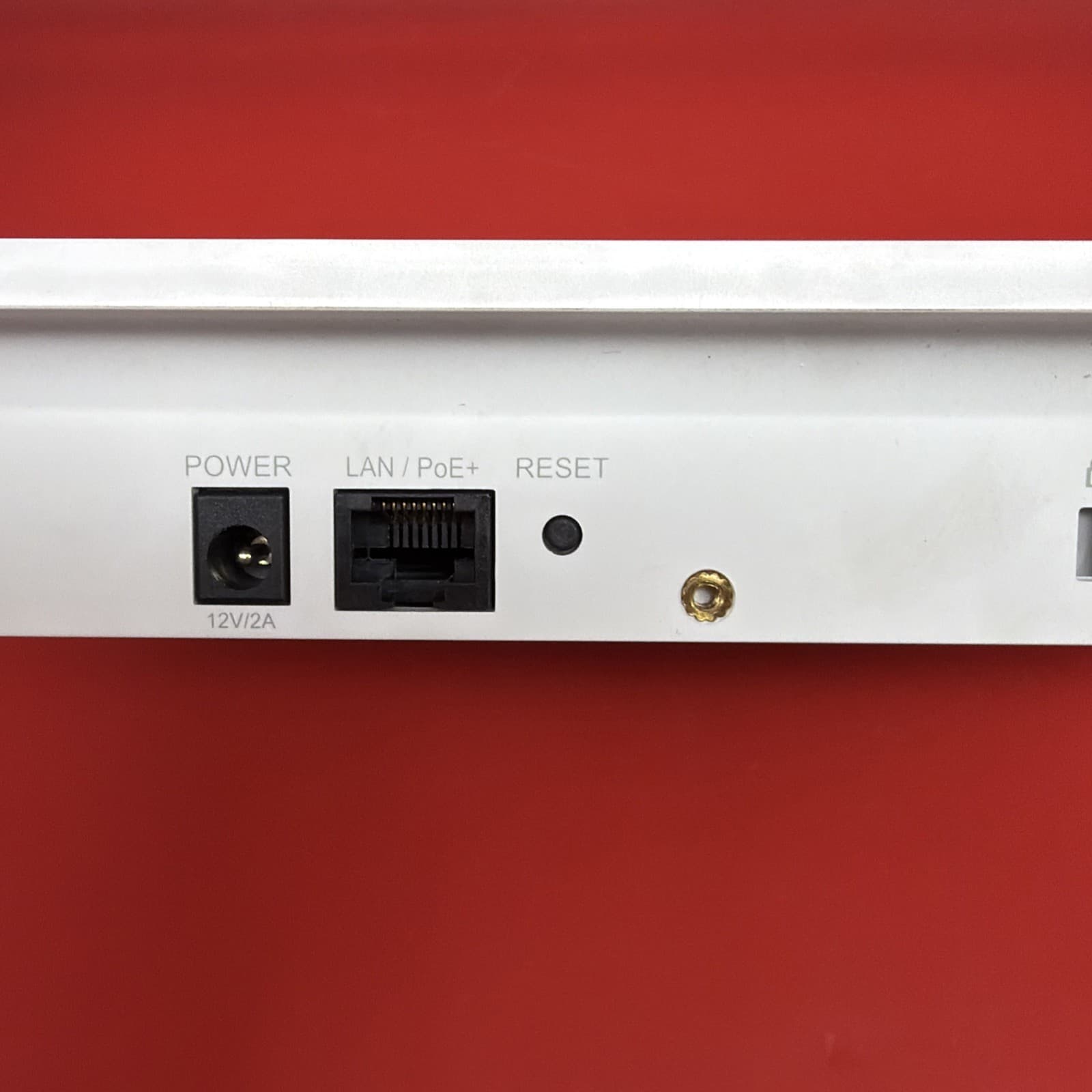 Pakedge WX-1 Wireless WiFi PoE Small-Business Access Point 802.11ac - Image 4