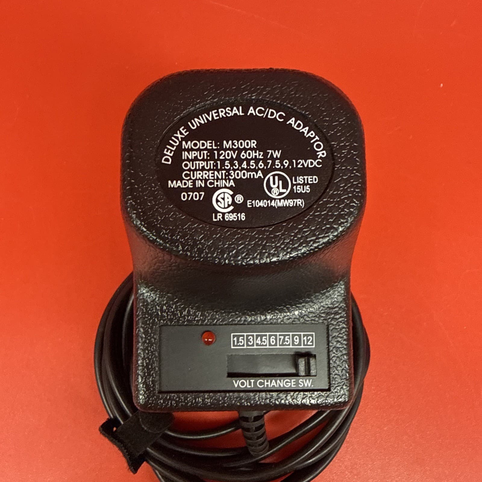 300mA Deluxe M300R AC to DC Adaptor 3 4.5 6 7.5 9 12V 300 mA 100/120V & 200/240V - Image 2