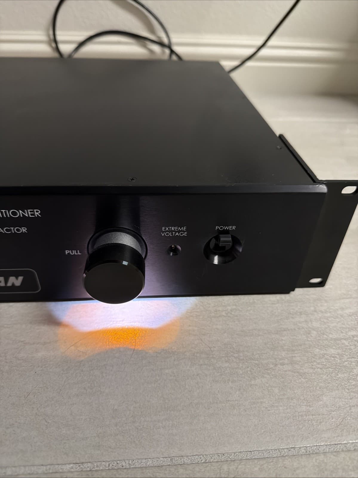 Furman Elite-15 PF i 13-Outlet Ultra Linear AC Power Source Elite-15 PFI - Image 4