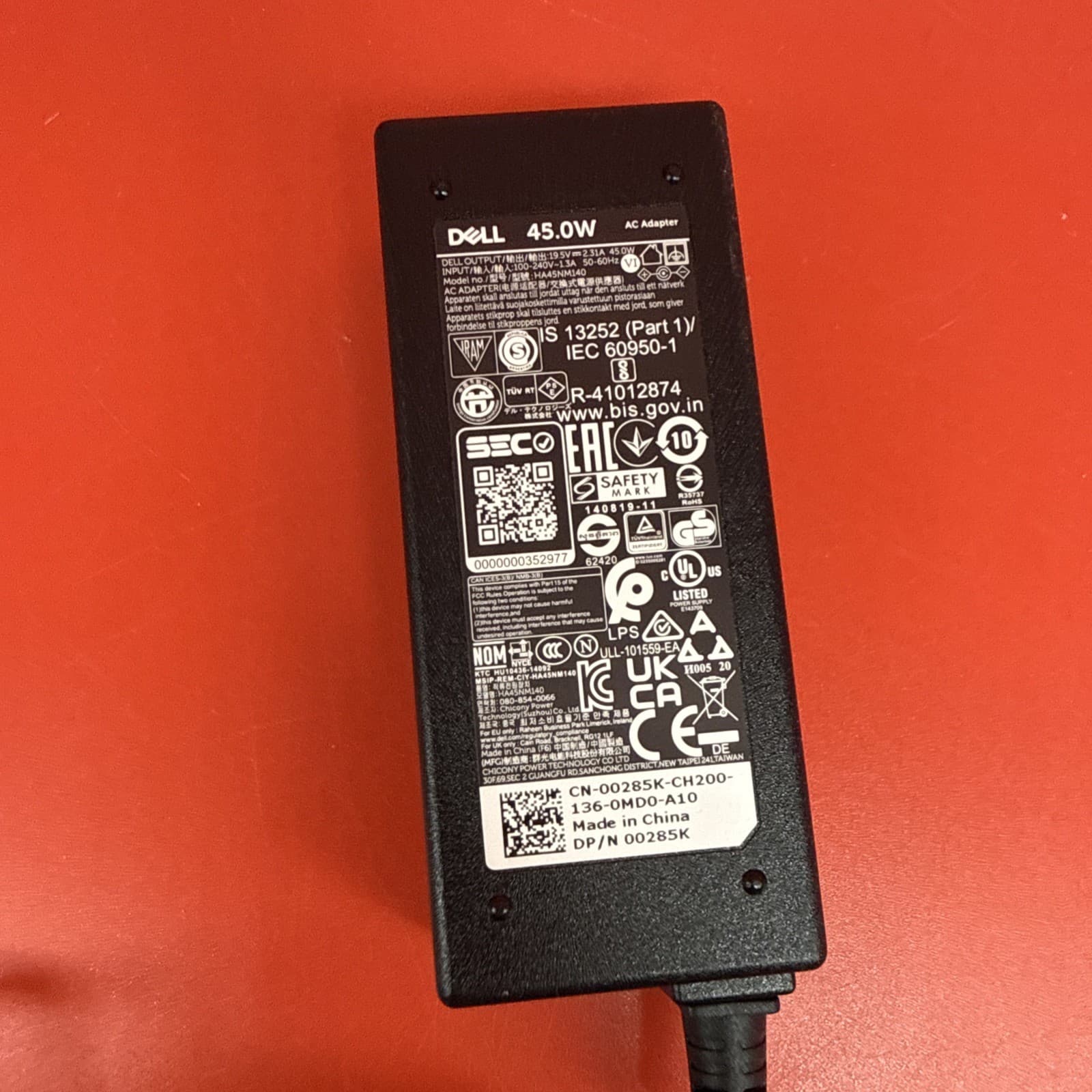 Dell 0285K 00285K 45w Ac Adapter HA45NM140 AC/Standard Black For Dell - Image 4