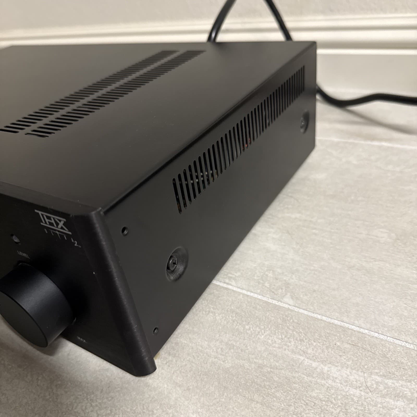 Klipsch KA-1000 THX 2-Ch x 500 Watt Subwoofer Amplifier Buzzing Sound Black - Image 4