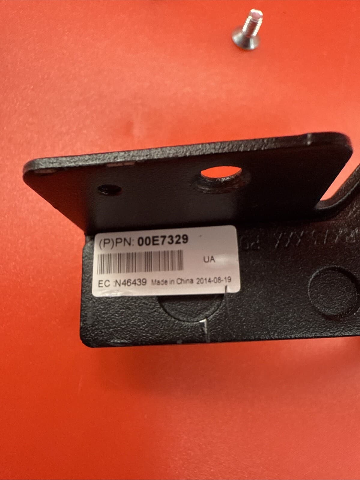 IBM 00E7329 N46439 Right Rack Ear For IBM Power S812L 8247-21L Mount Hardware - Image 3