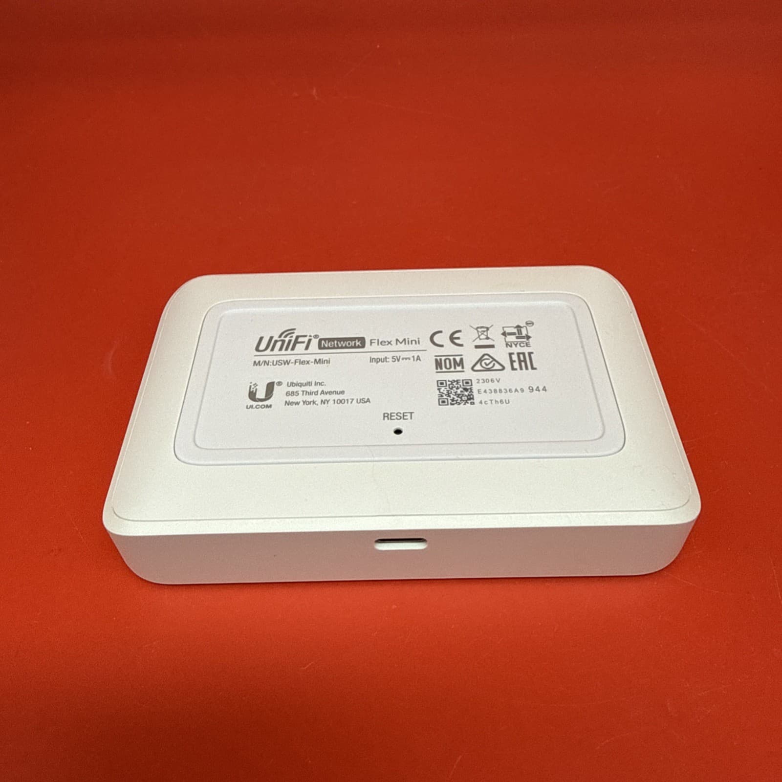 Ubiquiti Networks (USW-Flex-Mini) 5 Port Standalone Ethernet Switch USWFLEXMINI - Image 2
