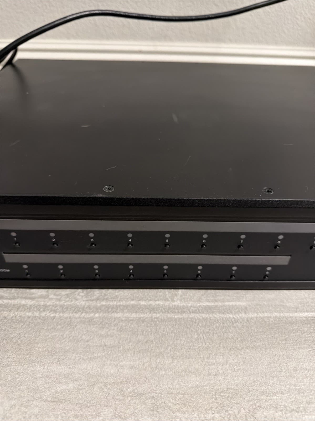 Crestron C2N-AMP-6X100 12 Channel Audio System Black C2NAMP6X100 Digital DIN - Image 3