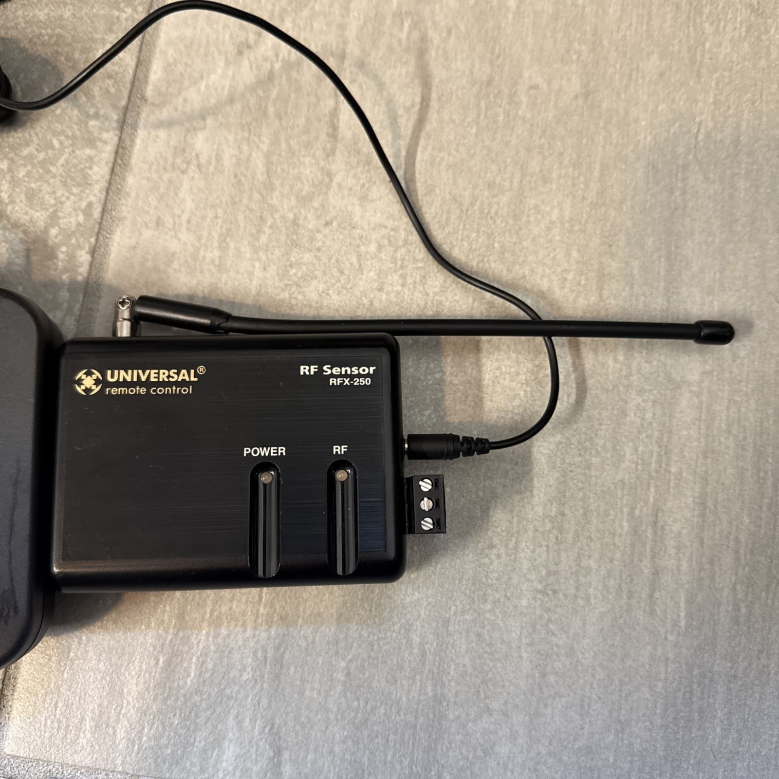 Universal Remote Control MRF-350 + RFX-250 With AC Adapter - Image 3