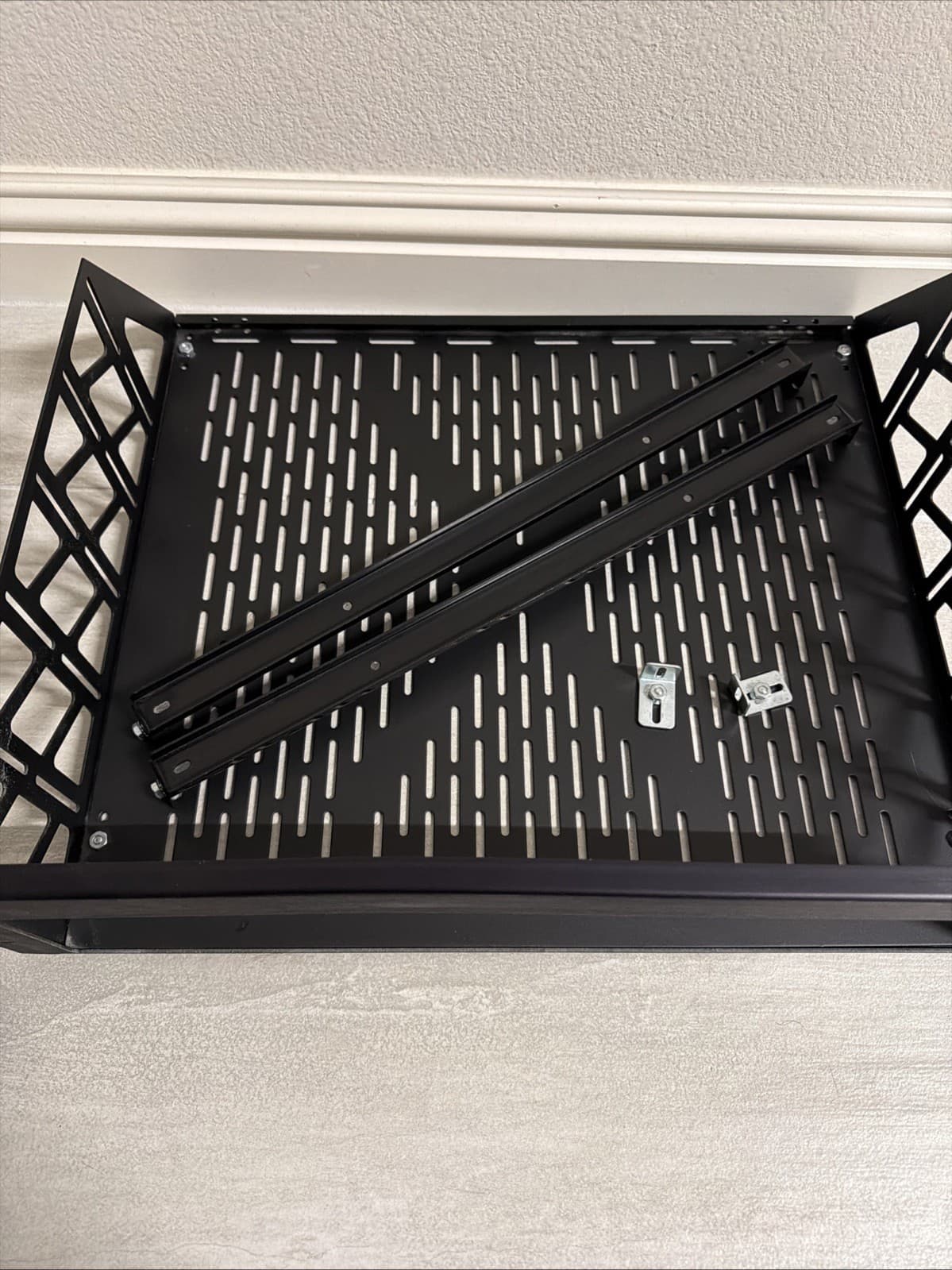 Crestron C2N-AMP-4X100 Rack Mount Shelf Kit Rack Kit - Image 4