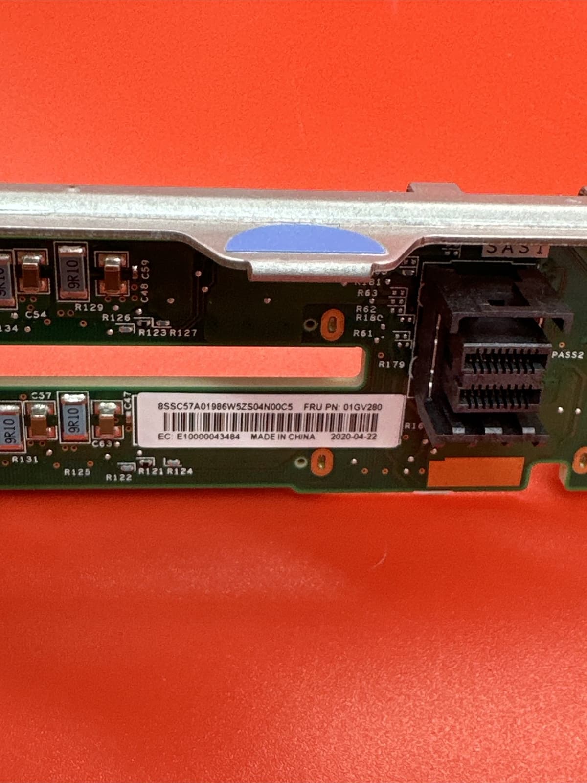 Lenovo 01GV280 SR630 8 Bay 2.5" Hard Drive Backplane Board - Image 2