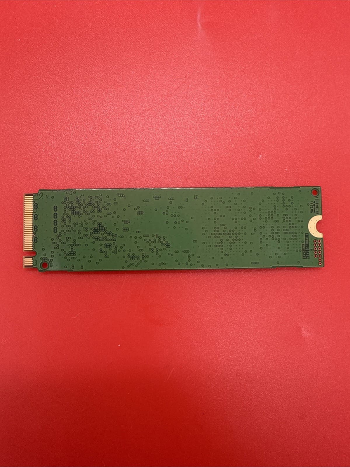 Dell 512GB 9Y4V9 09Y4V9 MZ-VLB512A M.2 NVMe Solid State Drive Internal SSD Green - Image 4