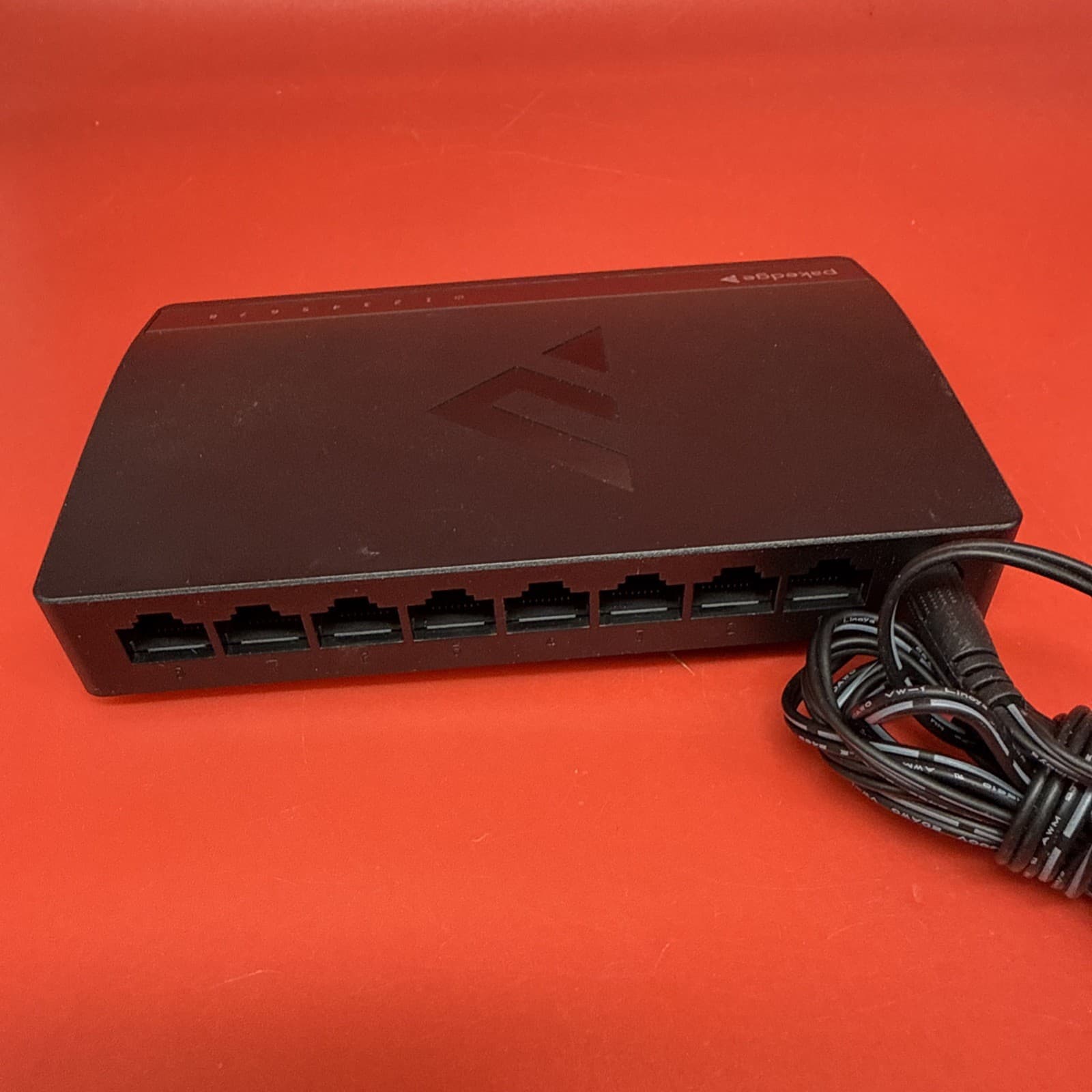 Packedge SE-8 8 Port GIGABIT Switch Black 210-01681 - Image 4
