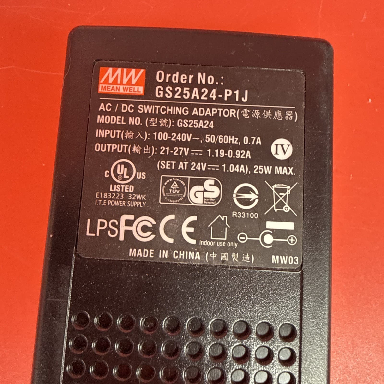 Mean Well GS25A24-P1J GS25A24 AC / DC Switching Adaptor - Image 3