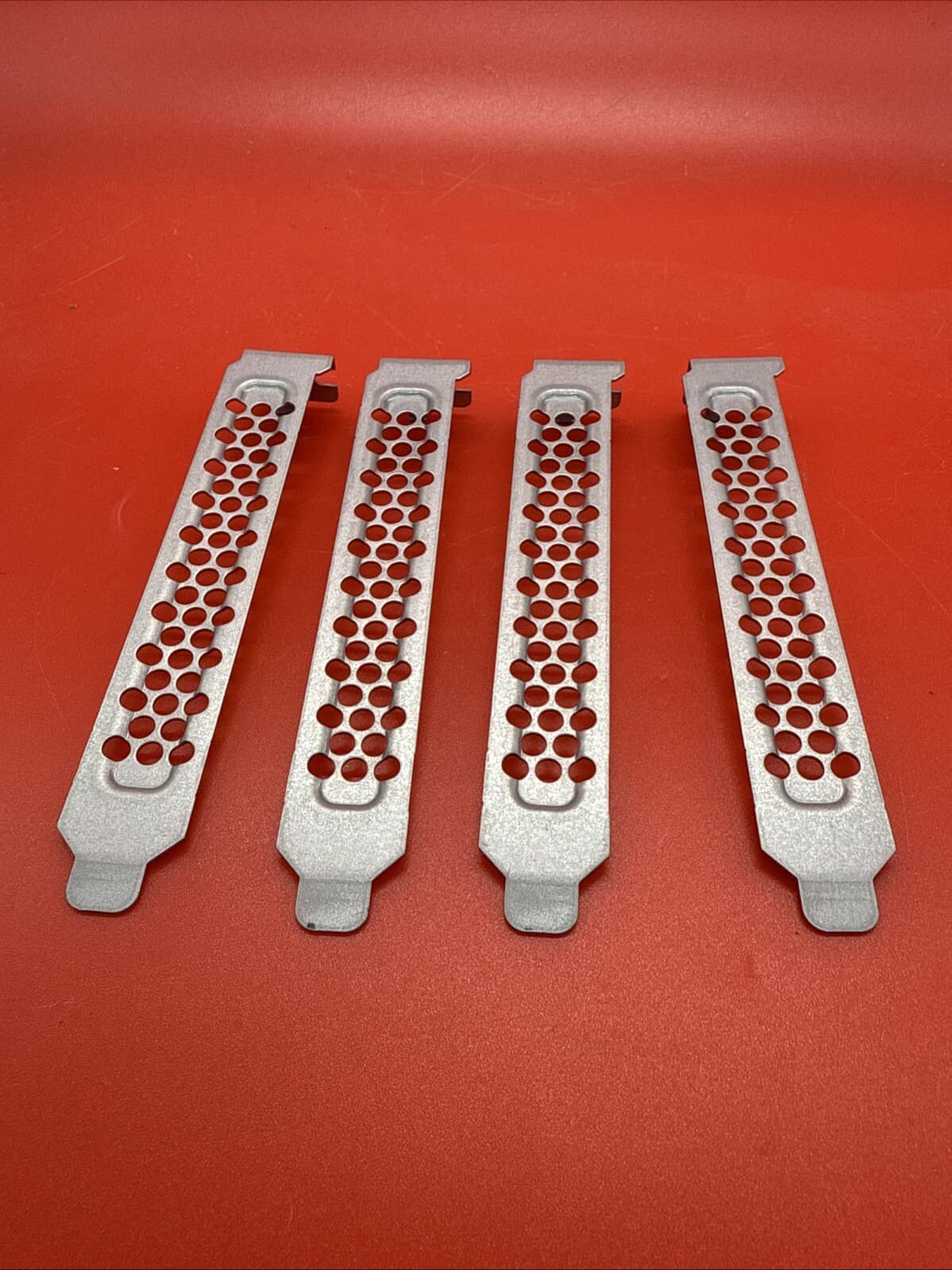 Quantity 4 - IBM Power Full Height PCI-e Blank Plates 8286 Cover - Image 3