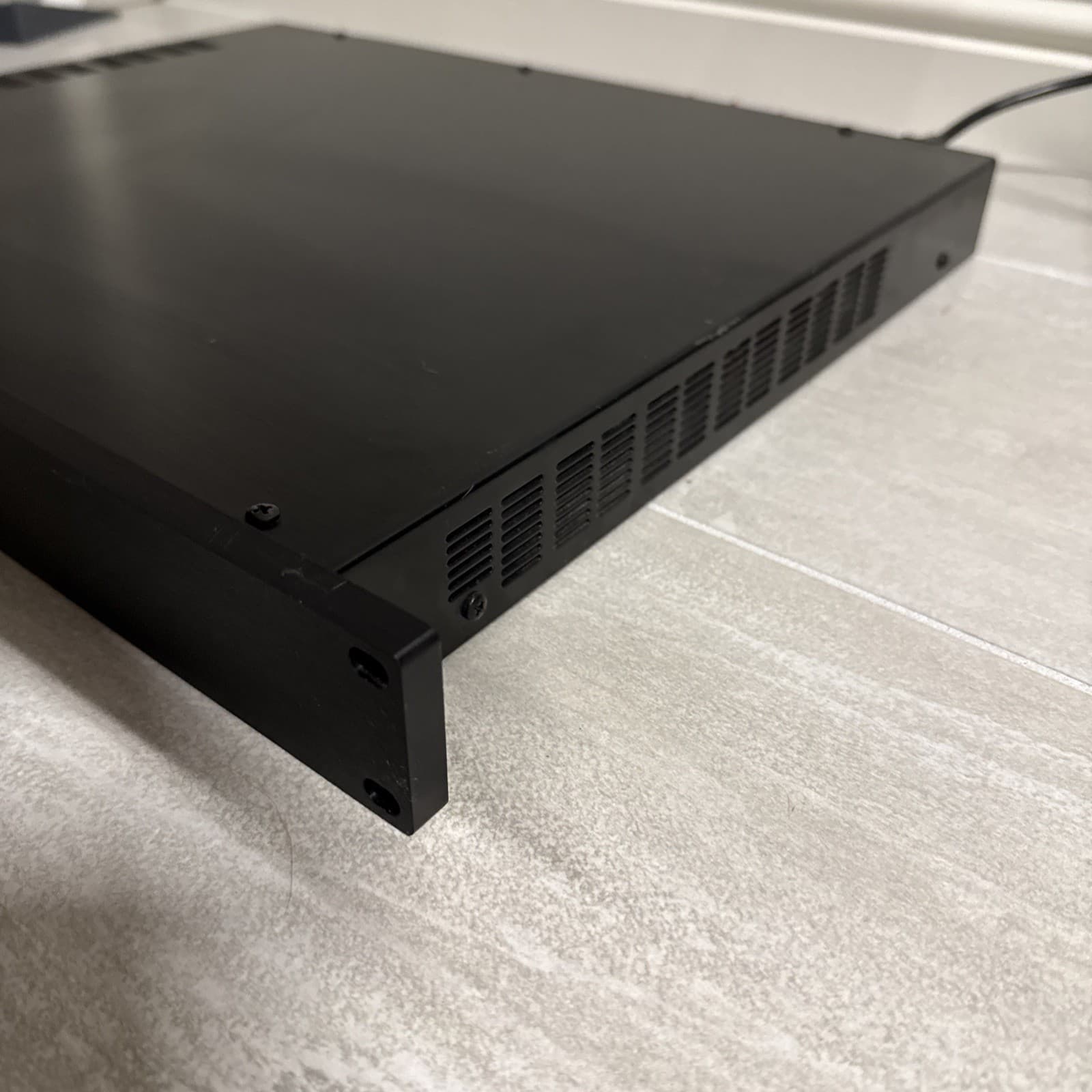 Elan D660/D661 power amplifier tested working perfectly. 6 channel. home theater - Image 5