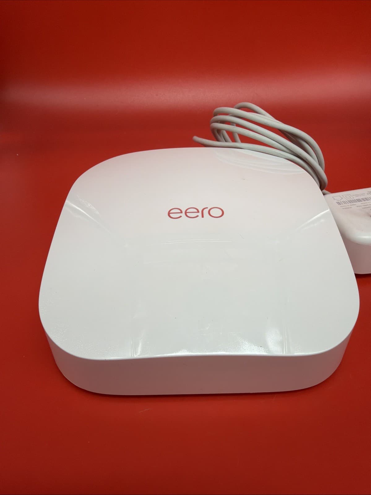 Eero Pro 6 K010001 R-NZ Wireless Access Point + USB-C Charger - Image 2