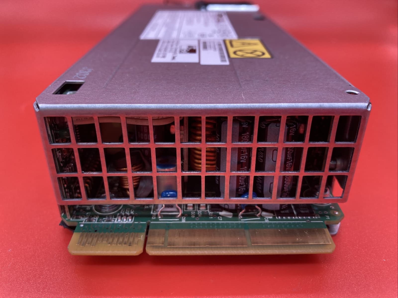 EMC 071-000-597-00 AC Bel FS9024 800w Power Supply For EMC Rack 800 W Enterprise - Image 4