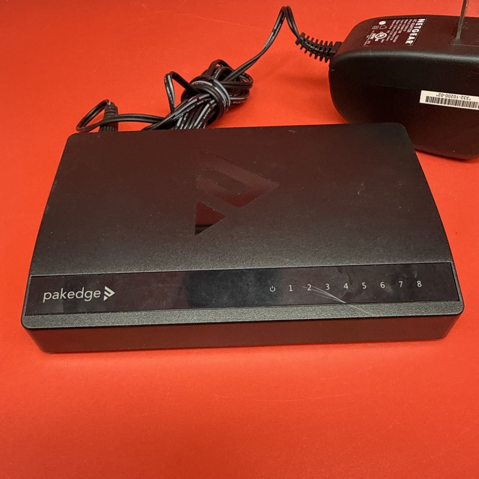 Packedge SE-8 8 Port GIGABIT Switch Black 210-01681 - Image 2