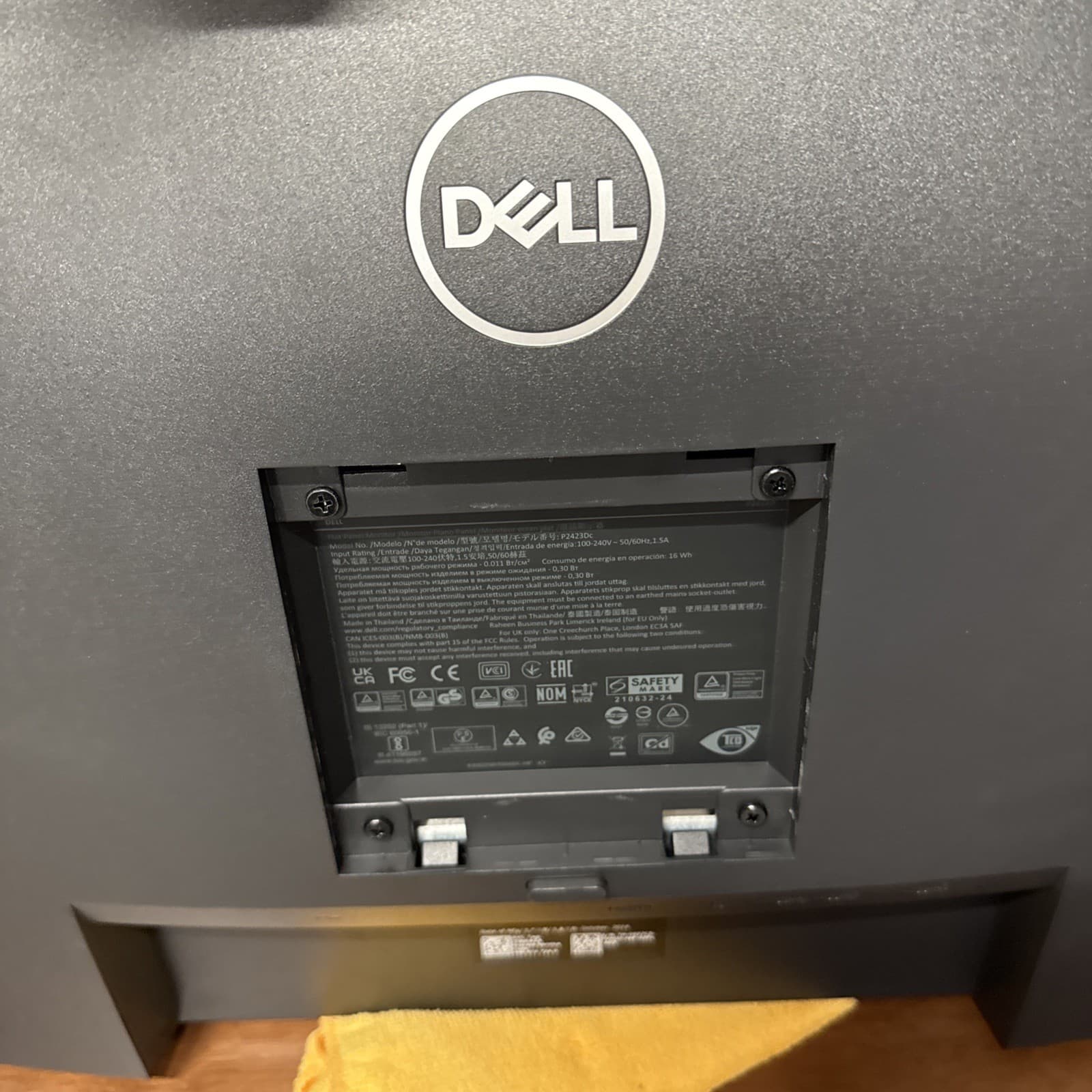 Dell P2423D Display 23.8" QHD 2560x1440 DP HDMI USB No Stand Black Widescreen - Image 8