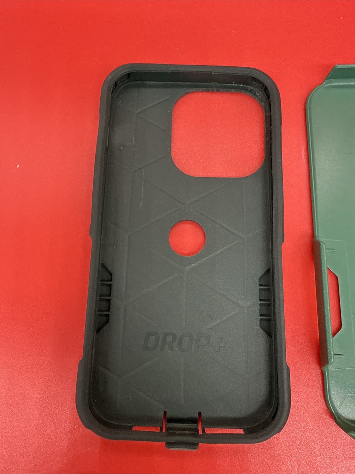 Otterbox Commuter Series Phone Case For Apple iPhone 14 Pro Tree’s Company Green - Image 2