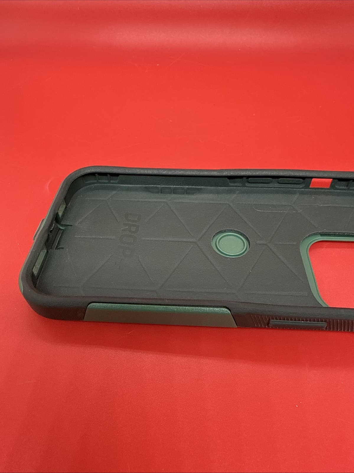 Otterbox Commuter Series Phone Case For Apple iPhone 14 Pro Tree’s Company Green - Image 7