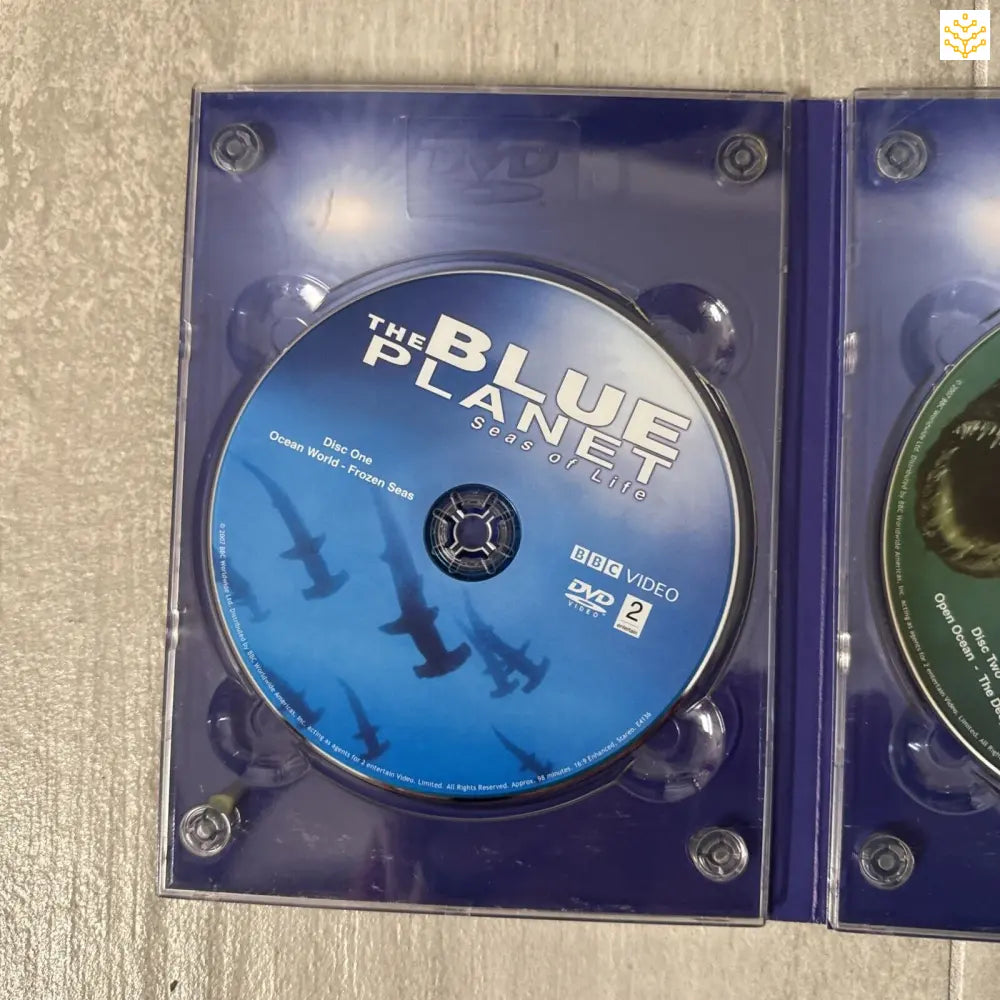 DVD disc of ’The Blue Planet’ in a clear plastic case.