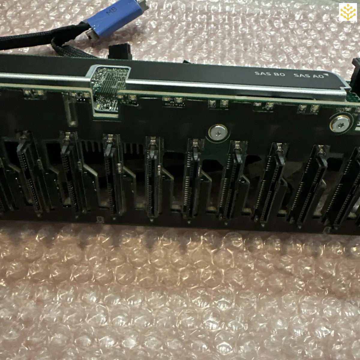 Hard drive backplane with multiple drive bays and connectors.