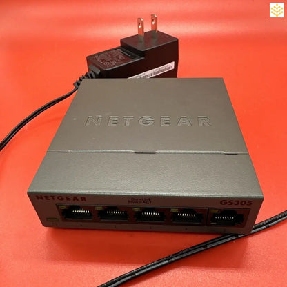 NETGEAR GS305 5 Port Gigabit Ethernet Switch + Power Cord - Computers/Tablets & Networking:Enterprise Networking