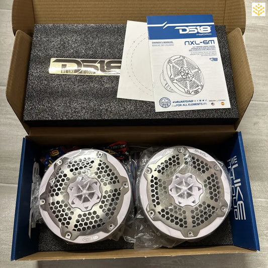 Pair DS18 NXL - 6M/WH HYDRO White 6.5" 600 W 4 Ohm 2 - Way Marine Speakers RGB LED - GIGDATA